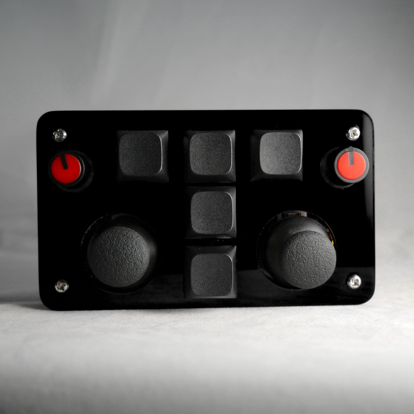 madMidi Black