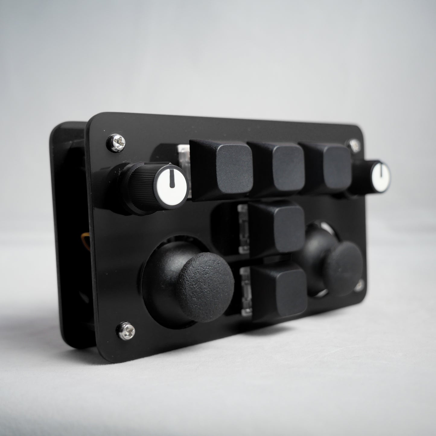 madMidi Black