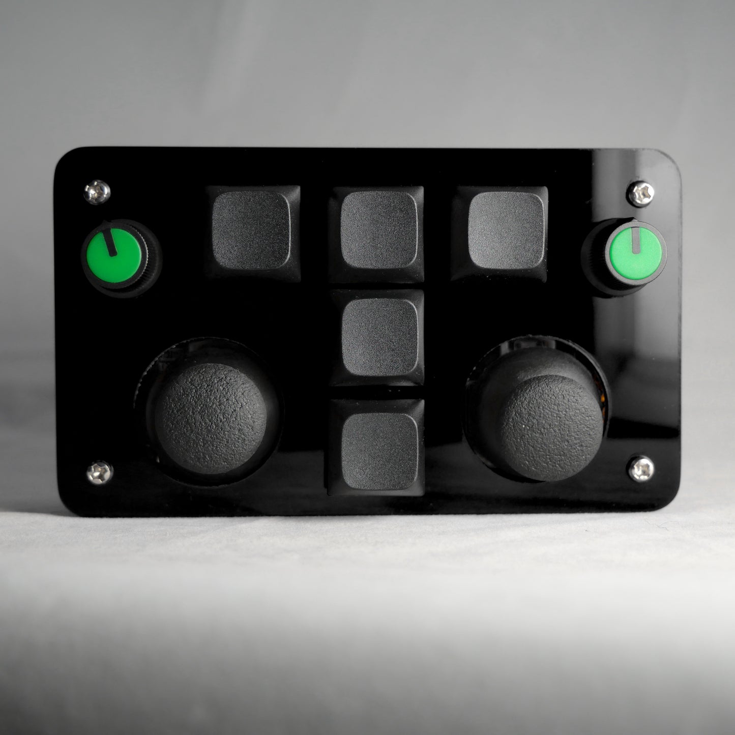 madMidi Black