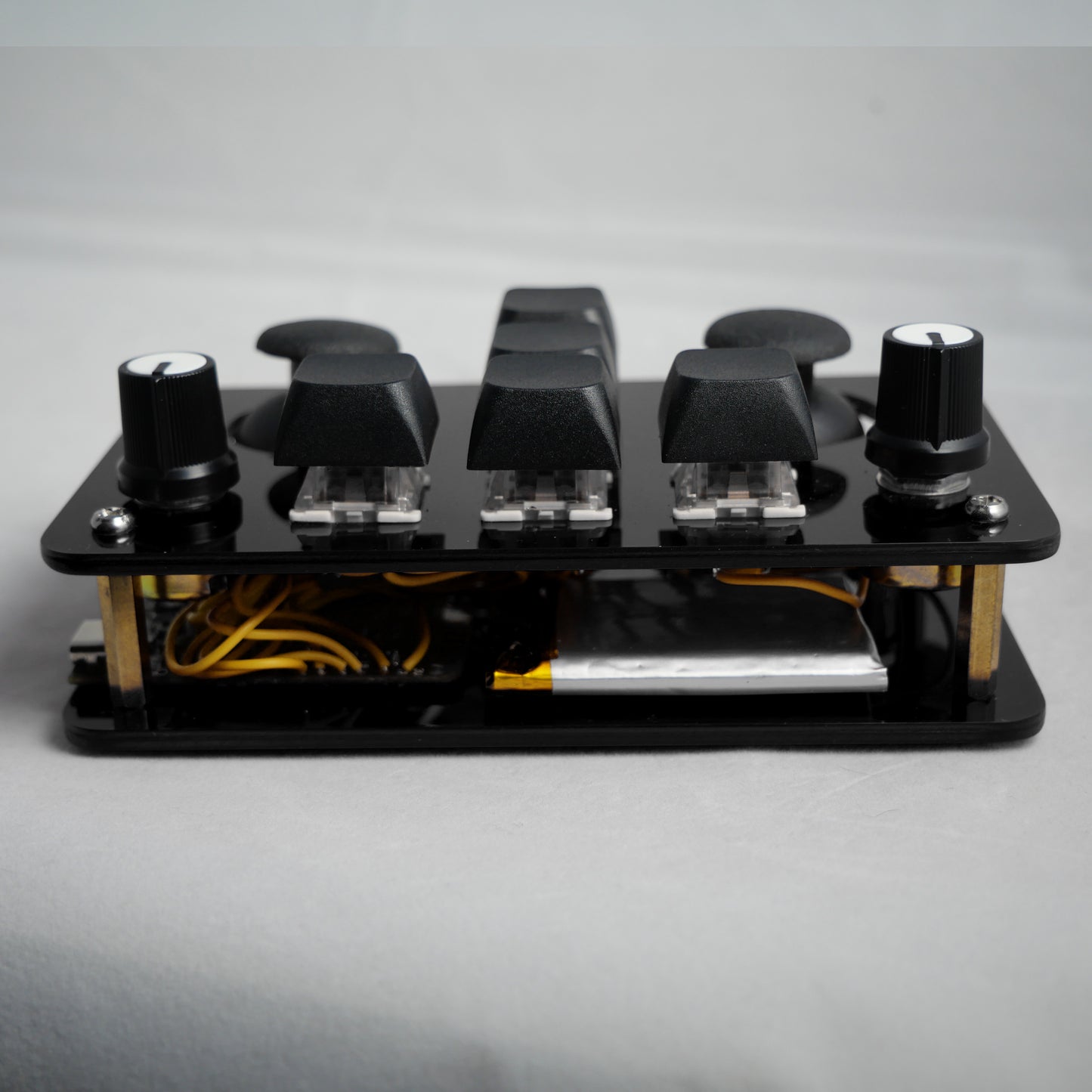 madMidi Black