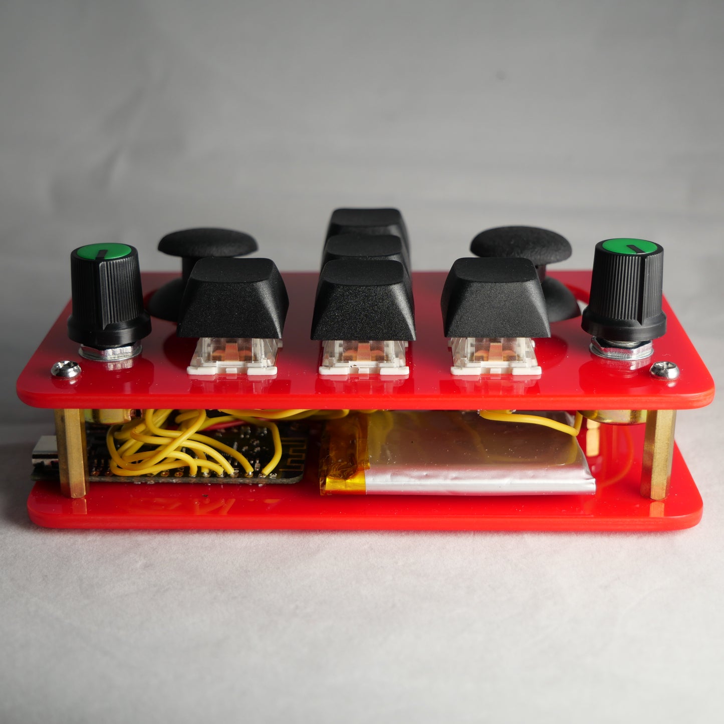 madMidi Red