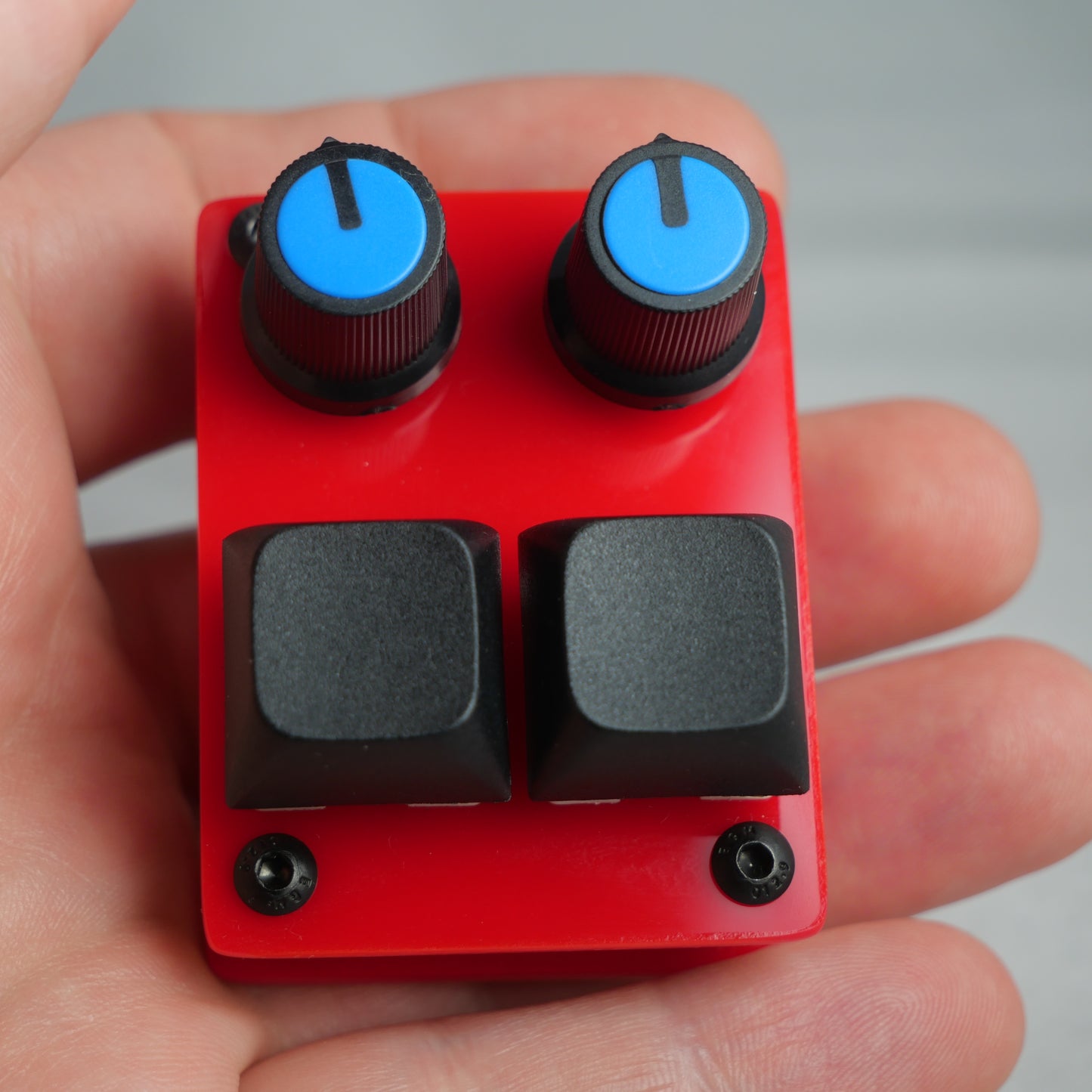 midiMe Red